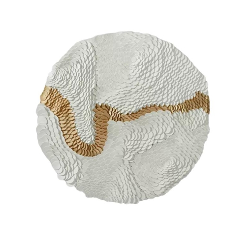 настенный декор из кожи